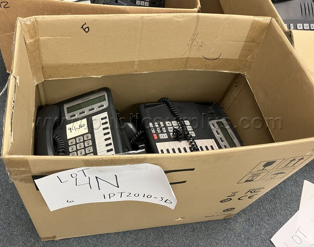Lot 4N- 6 Toshiba IPT2010-SD — photo 1