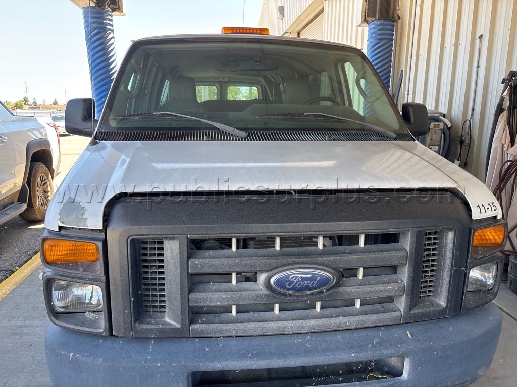 2011 FORD E-350 SD XL (11-15) — photo 1