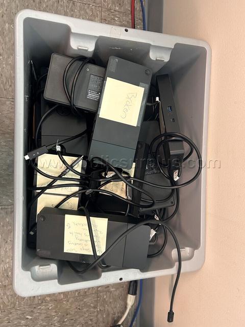Docking stations - Dell WD19 ~ Lot of 30