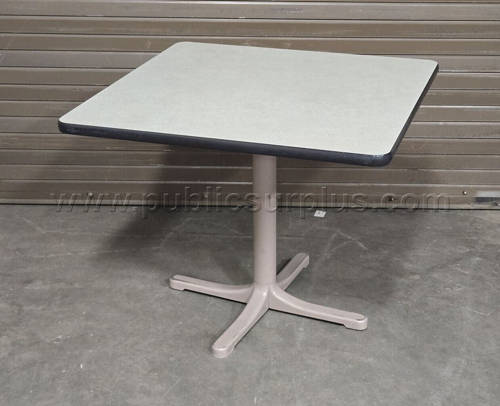 Office Table — photo 1