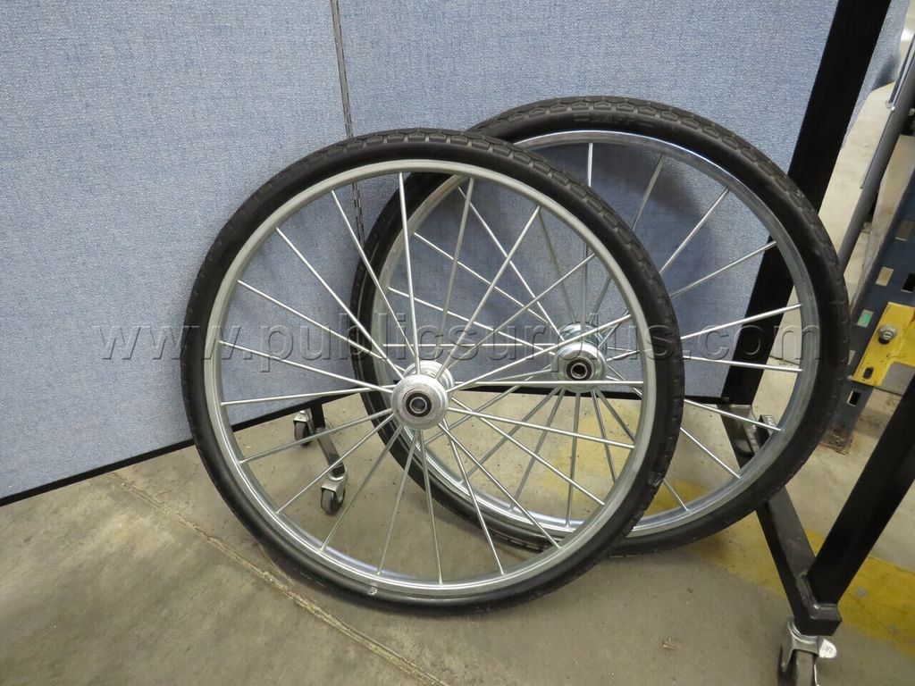 Lot of 2 Wheels **Unknown Condition** — photo 1