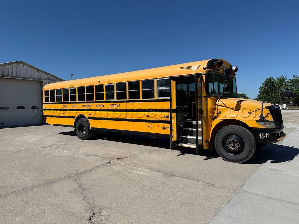 2018 School Bus 77 Passenger — photo 1