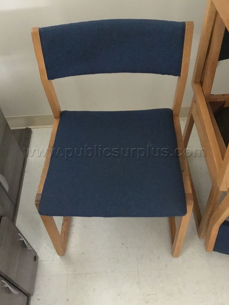 Chairs - Wooden - Upholstered ~ Lot of 5 — photo 1