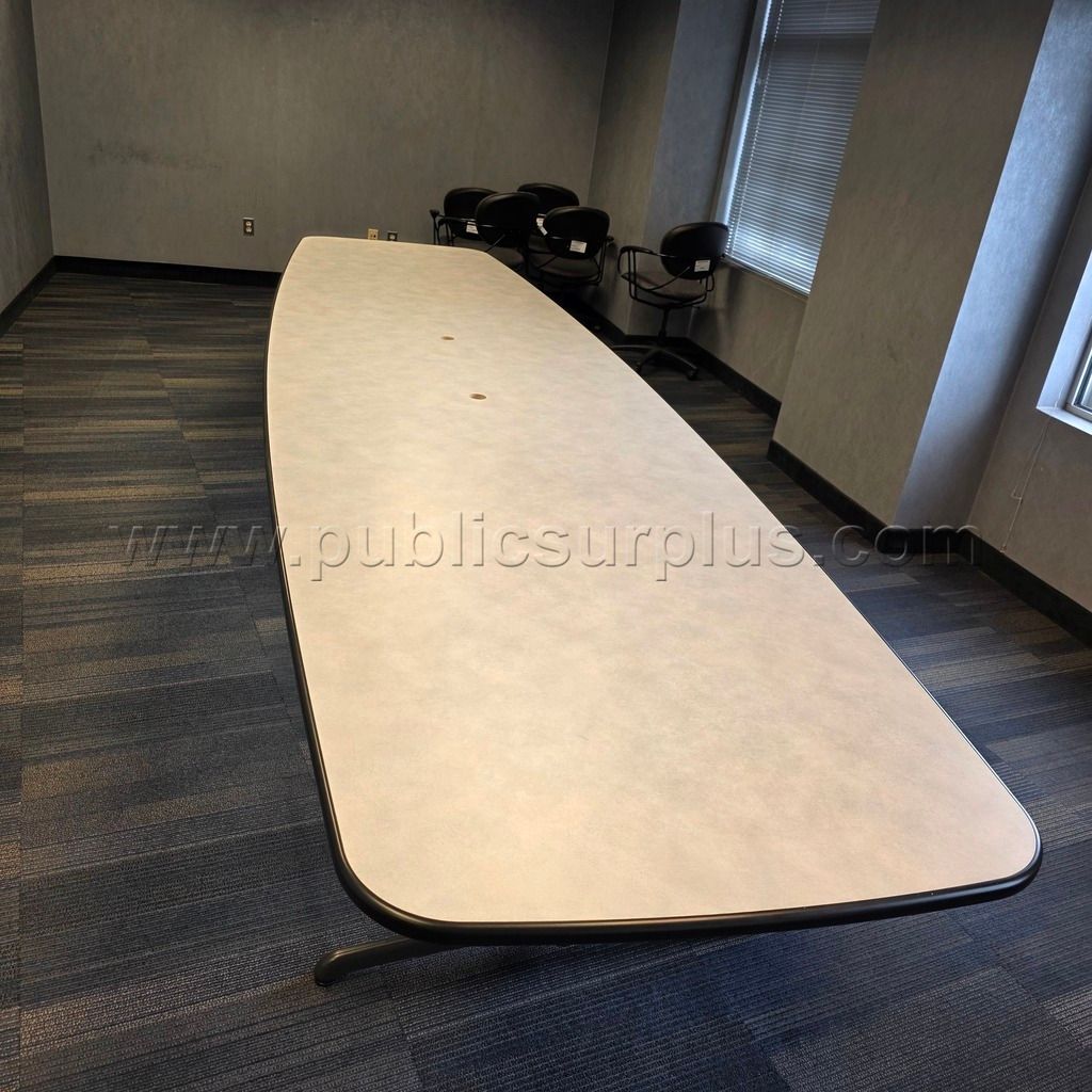Table - Boat Shaped - 180IN — photo 1