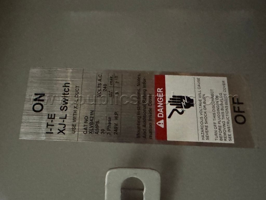 ITE Gould/Siemens Bus Plugs - photo 1
