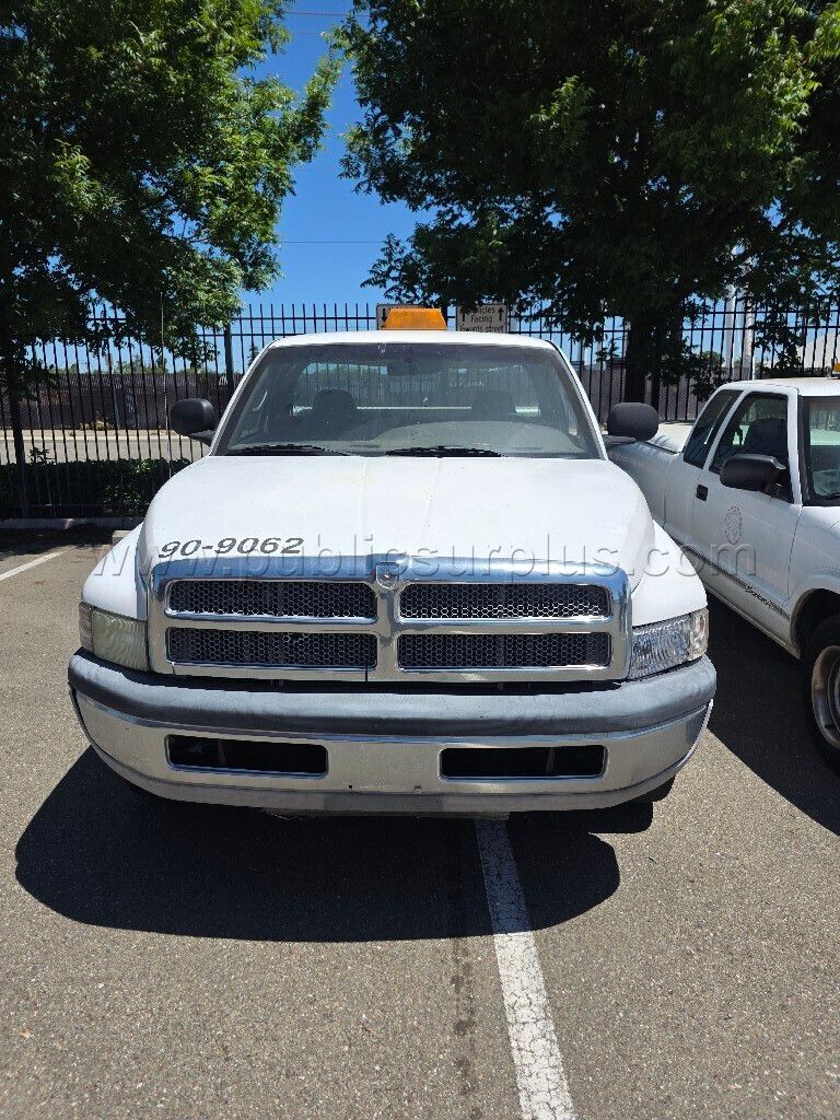 2002 Dodge Ram 2500 Truck Standard Cab Long Bed — photo 1
