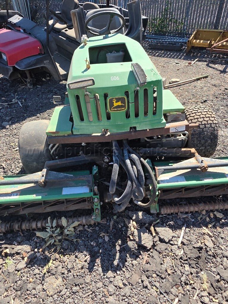 John Deere 2653A Professional Utility Surround and Trim Mower — photo 1