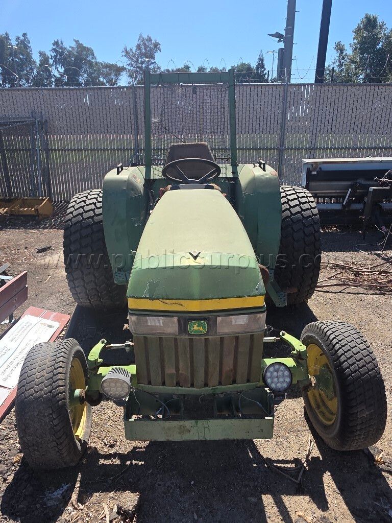 John Deere 1070 Compact Utility Tractor — photo 1