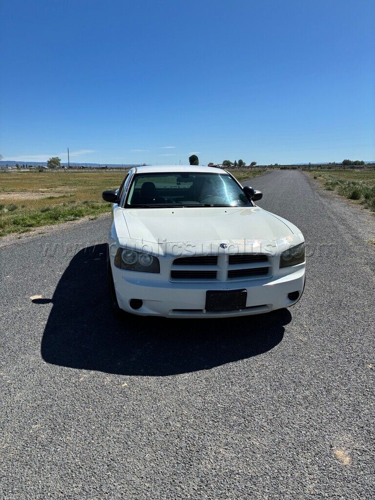 2010 Dodge Charger — photo 1