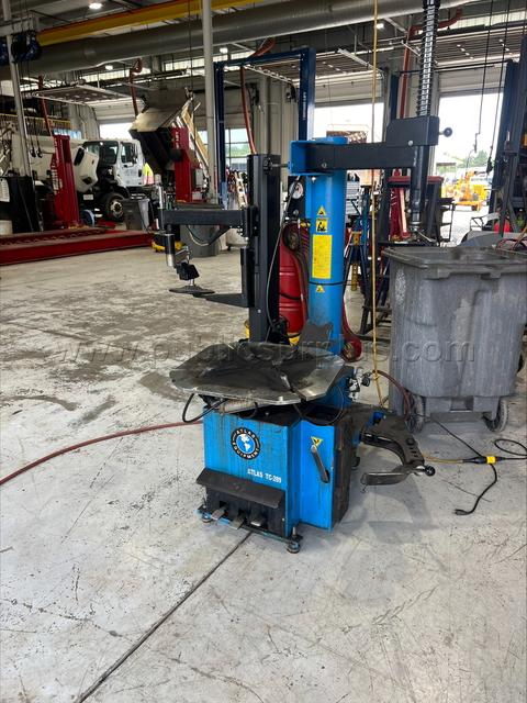 LOT# 202605180084 ATLAS TIRE CHANGER