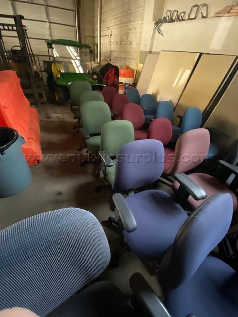 Office Chairs - 1 lot of 15