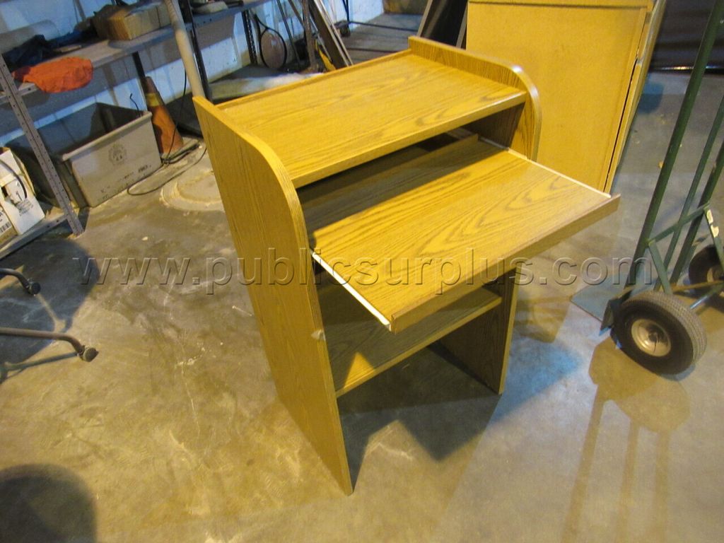 Lot 1093 Computer Stand - photo 1