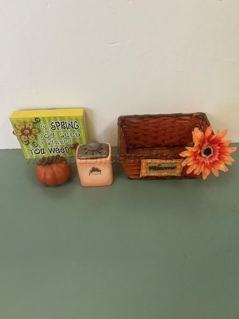 Novelty Sign and Decorative Jar Lot — photo 1