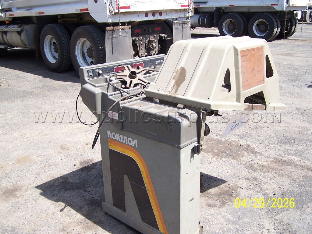 Norton 7300 Tire Balance - photo 1