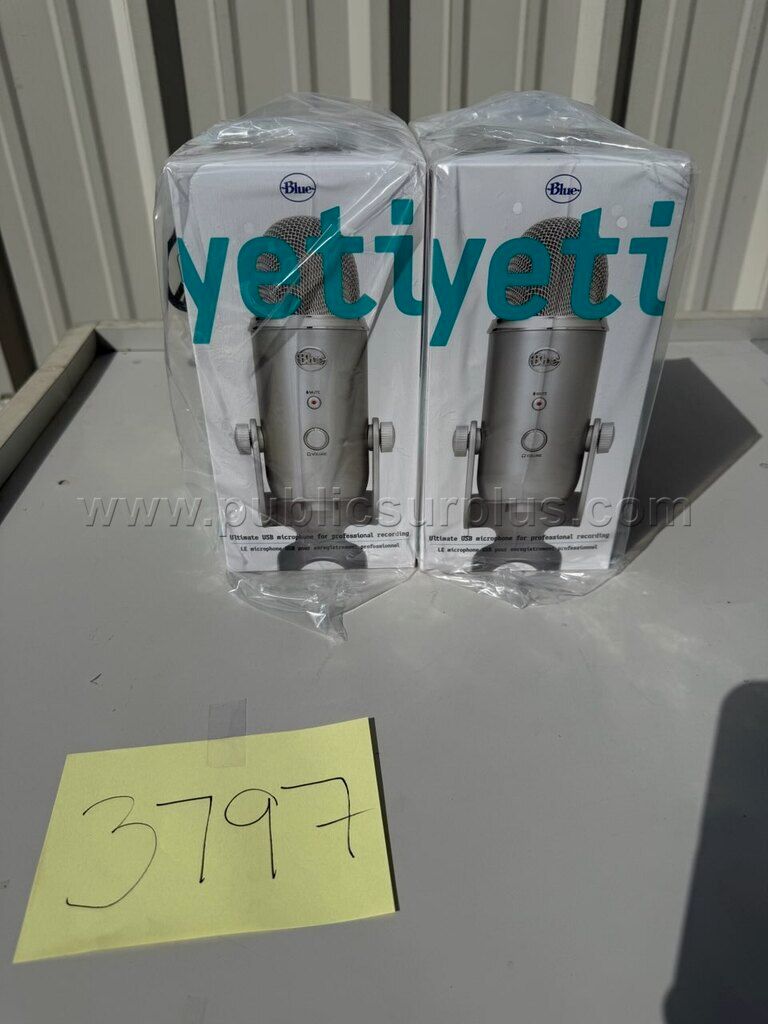 Lot of 2 - Blue Yeti USB Microphone — photo 1