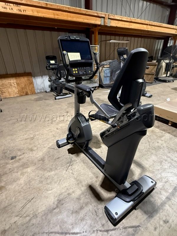 Lot of 1 - Matrix Exercise Bike — photo 1