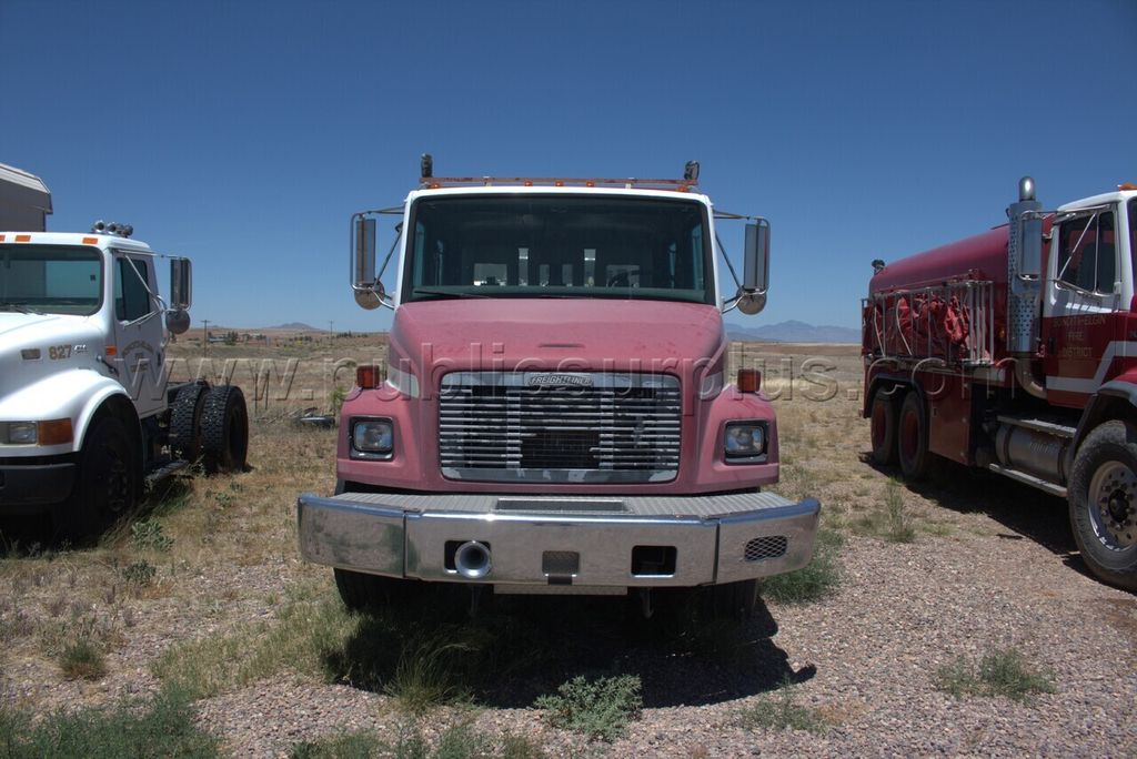 1994 Freightliner E-One Custom Chassis — photo 1