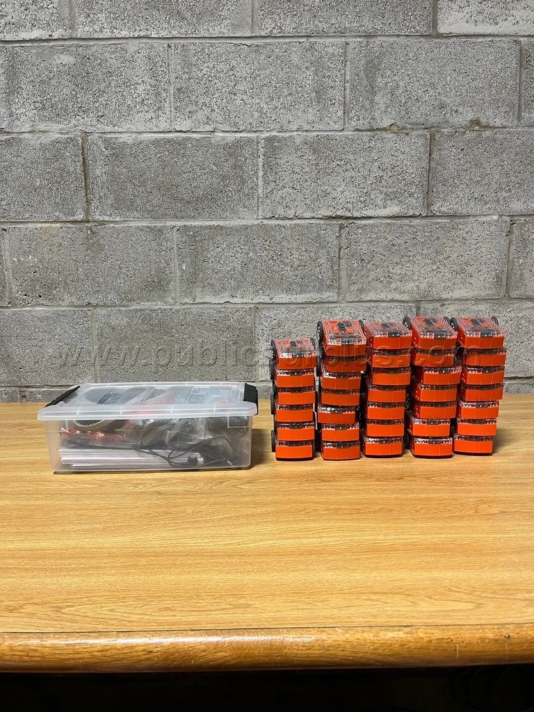 Lot of Edison Robots & Misc. Extra Parts — photo 1