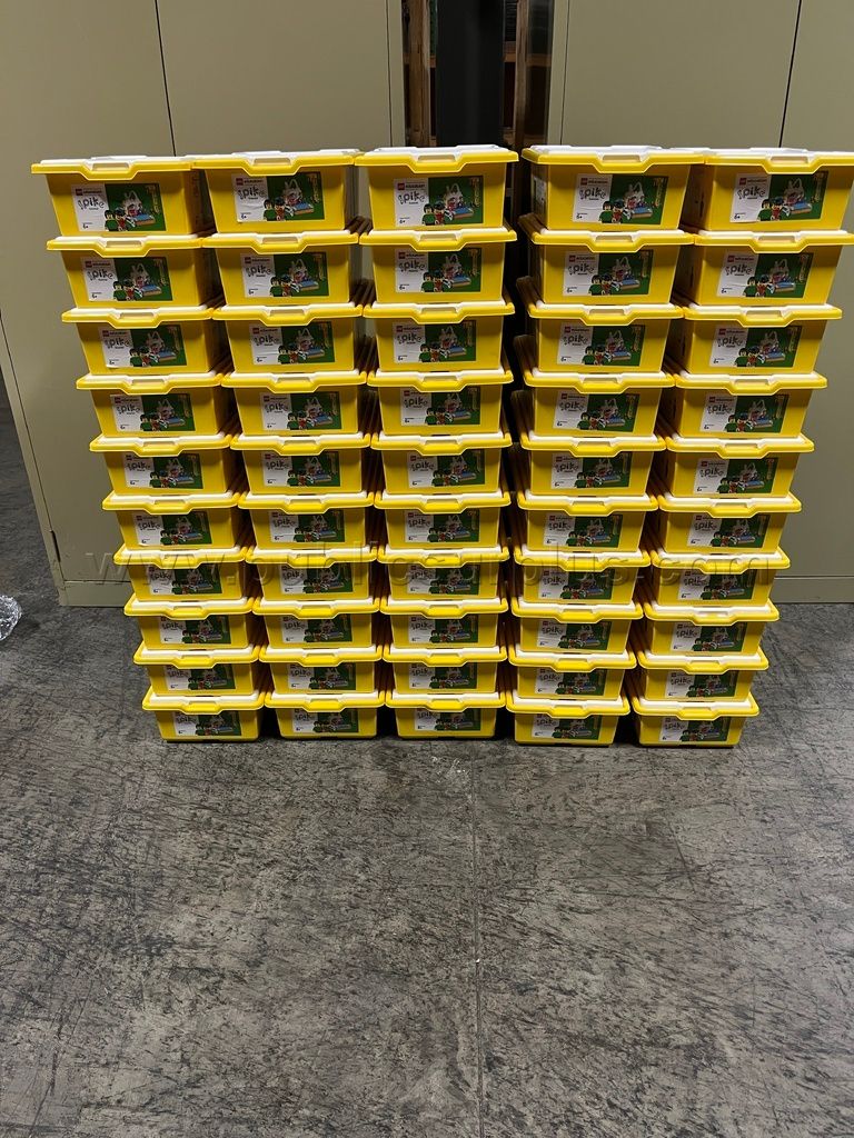 Lot of 50, Spike Lego Kits — photo 1
