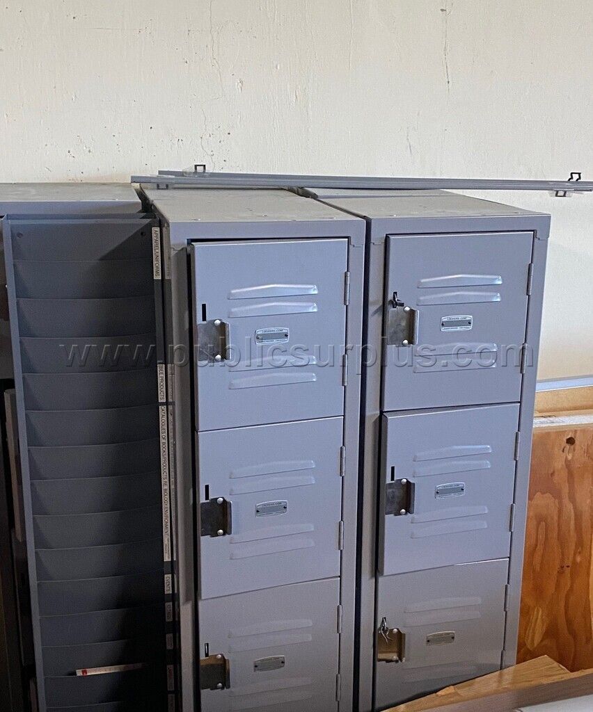 Steel Lockers - 5 Compartments - one unit - photo 1