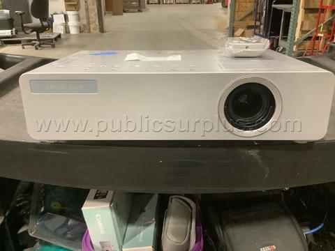 7902 - Panasonic Projector w/Remote