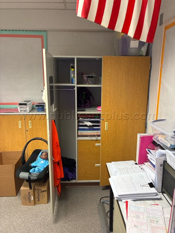 Cabinet — photo 1