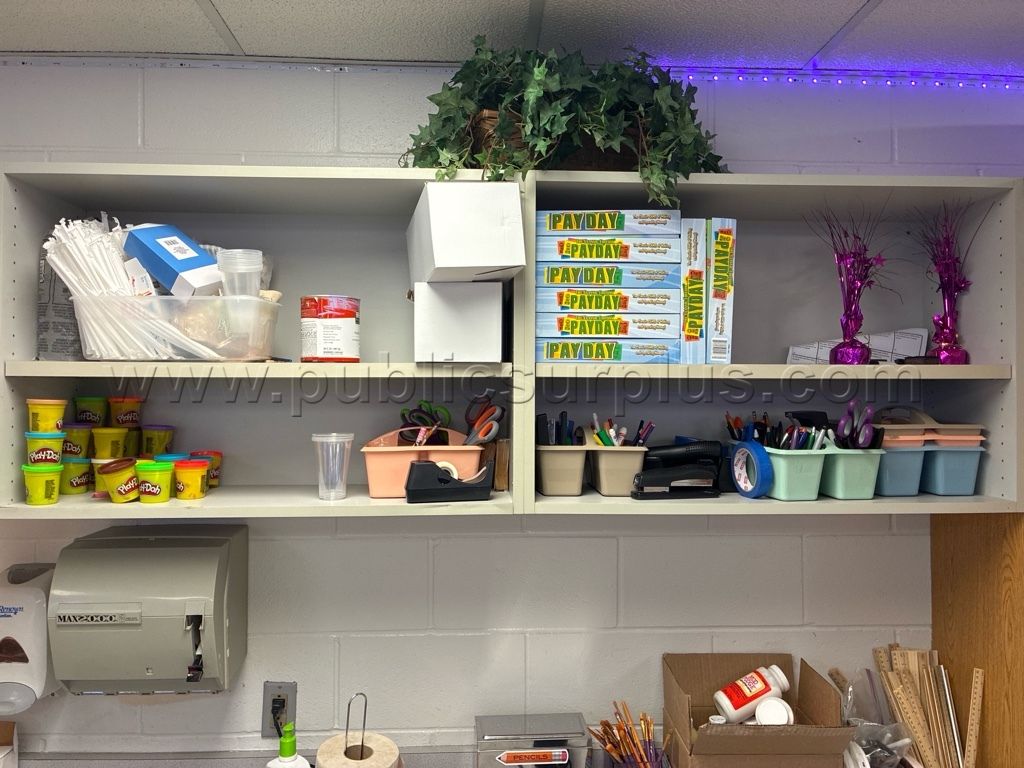 Shelf — photo 1