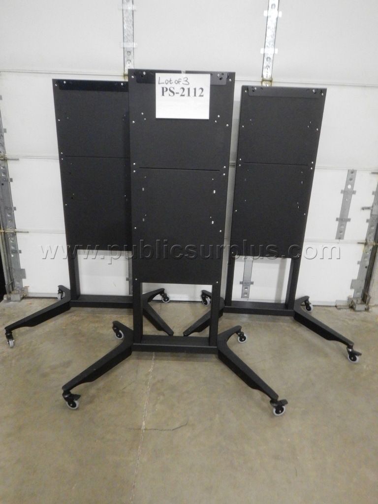 Rolling TV Stands* - Lot of 3 — photo 1