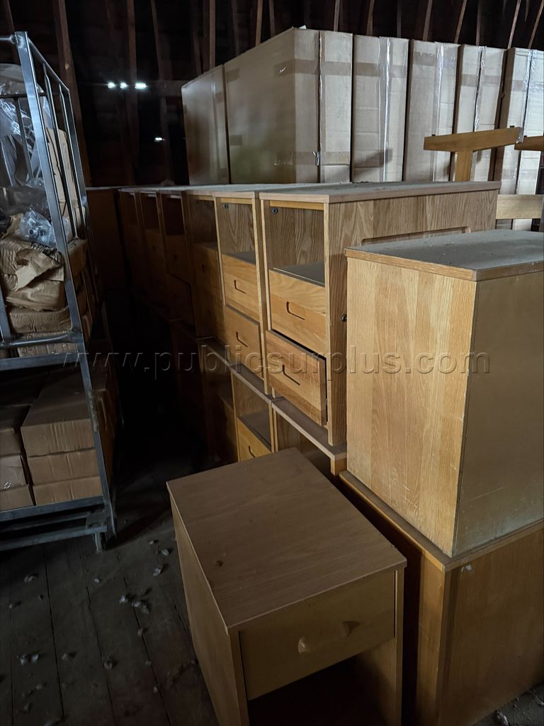 Nightstands - Wood ~ Lot of 25 - photo 1