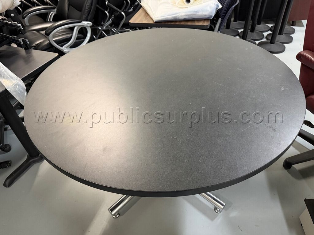 TALIHINA - ROUND TABLE 5' — photo 1