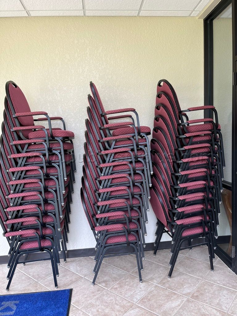 STIGLER - PINK MEETING ROOM CHAIRS W/ ARMS — photo 1