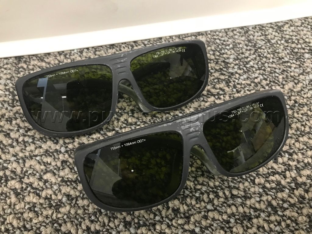 Cosmetic Laser Safety Glasses (2 Pair) — photo 1