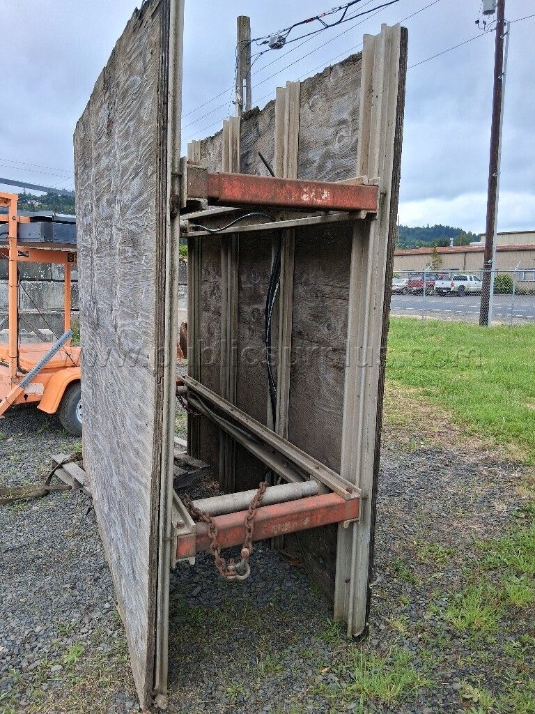 Trench Box For Deep Pipe Man Security — photo 1