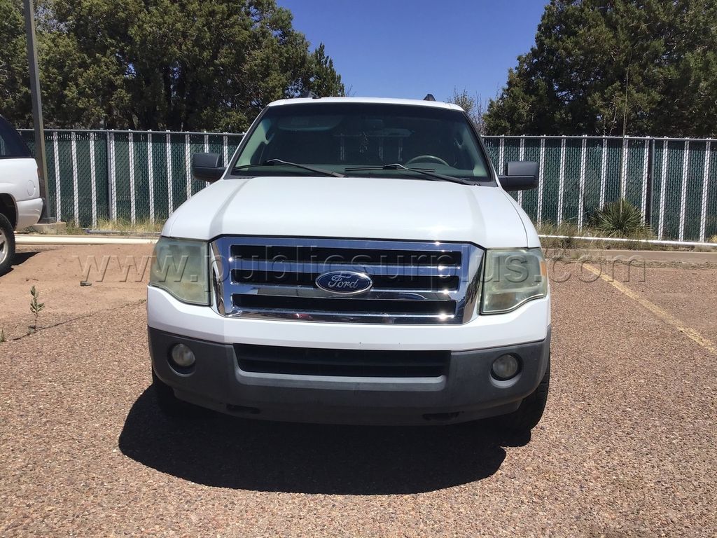 2011 Ford Expedition xlt 4x4 — photo 1