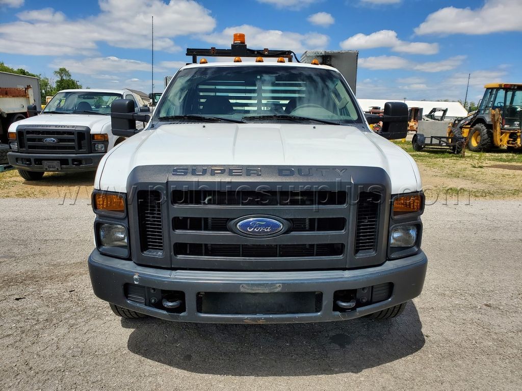 2009 FORD F350 XL 2WD — photo 1