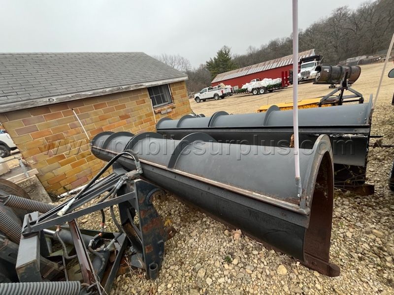 Universal Plow 2 - Parks — photo 1