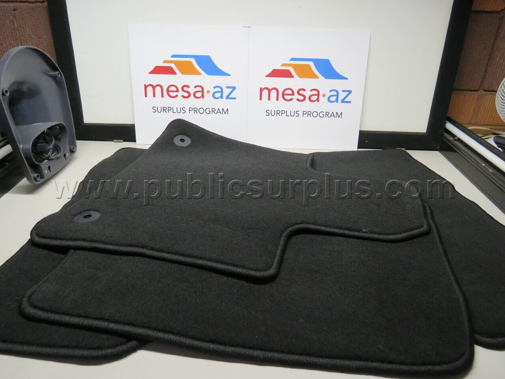 Set of Ford Fabric Floor Mats **4 Pieces** — photo 1