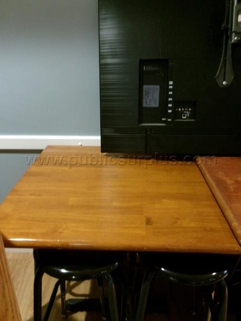 Restaurant Tables w/Chairs