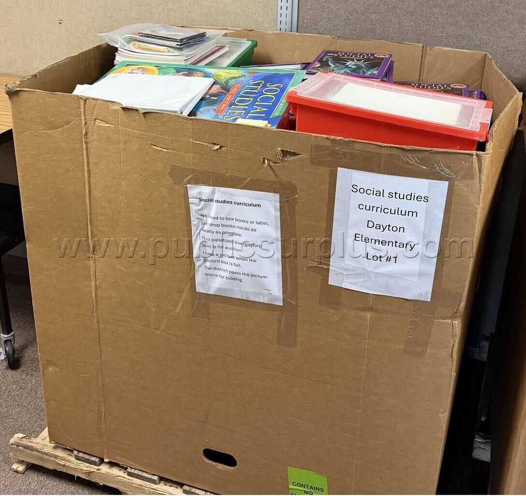 Book Lot: Misc. Social Studies Curriculum (#2021) — photo 1