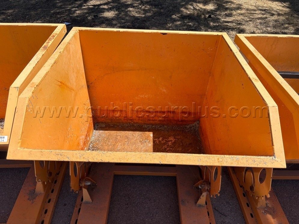 Self-Dumping Hopper — photo 1