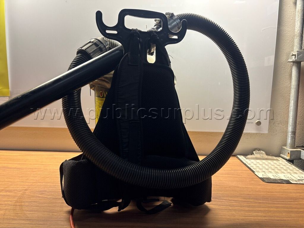 Hoover Shoulder Vac Pro — photo 1