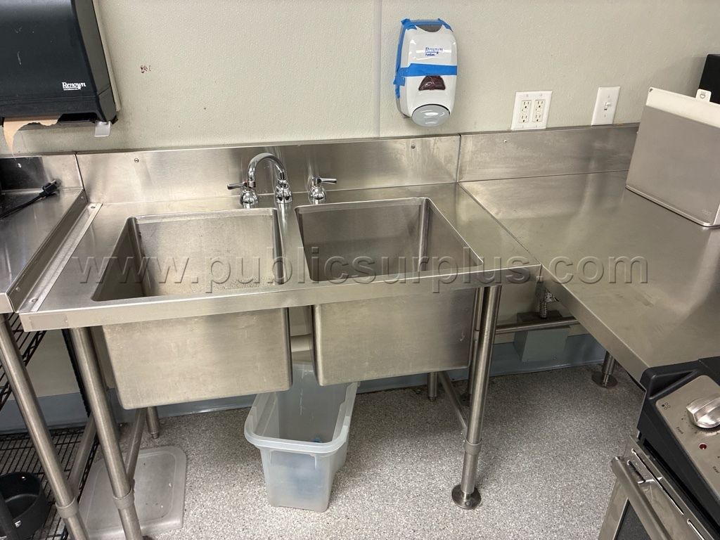Stainless Sink and Counter — photo 1