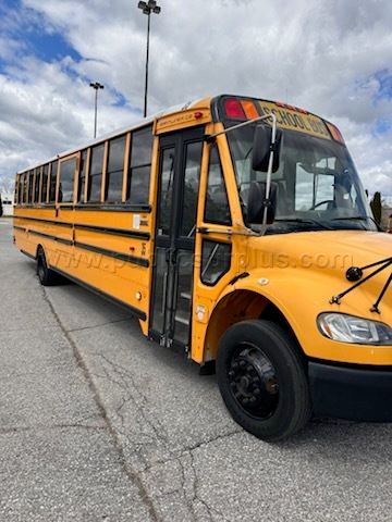 Used Wheelchair School Bus w/AC #35 — photo 1