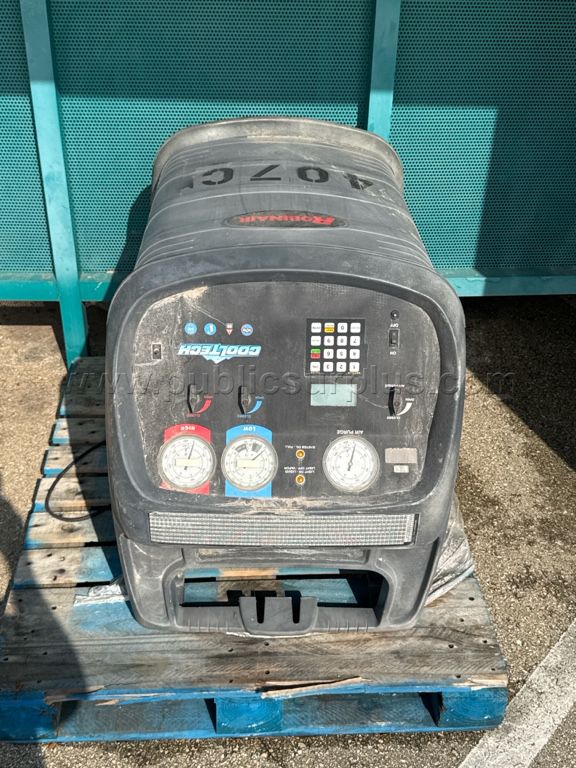 LOT 407c Freon recovery machine ROBINAIR COOLTECH — photo 1