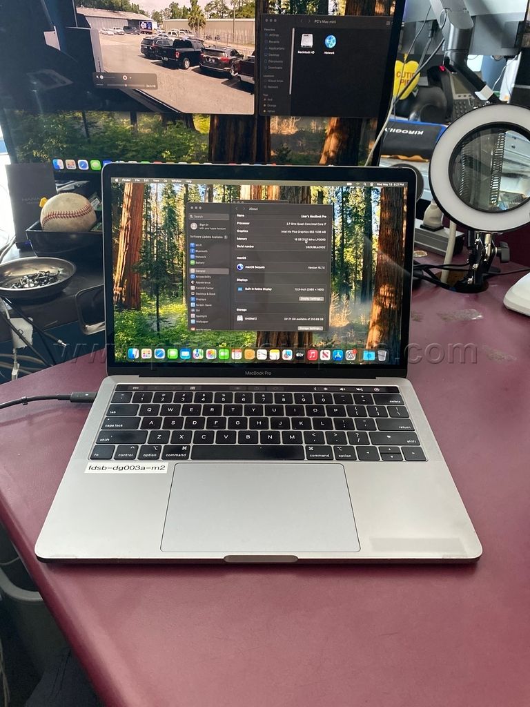 MacBook Pro - Z1-5 - RC — photo 1