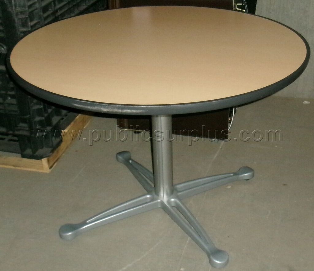 Round Office Table — photo 1