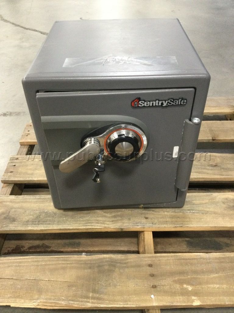 USED SENTRYSAFE — photo 1