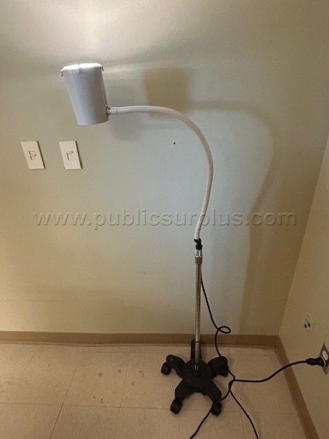 Godwin Exam Lamp — photo 1