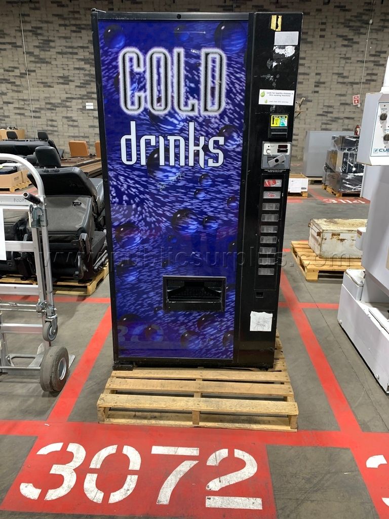 Vending Machine - Dixie Narco 501 Cold Beverage /KK — photo 1