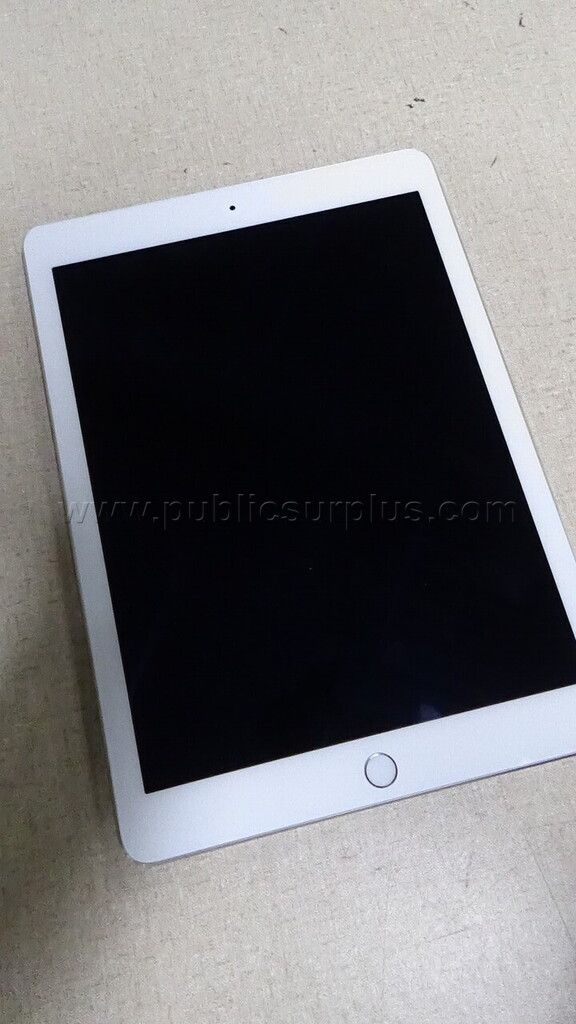 Used Apple iPad Air 2 / A1566 — photo 1